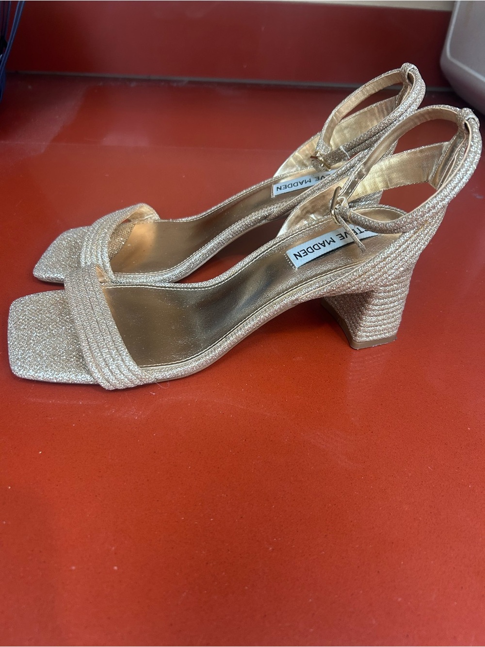 Steve Madden Champagne Glitter Block Heel Sandals